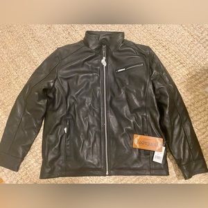 Vintage Leather zip front motorcycle bomber leather jacket. Size large